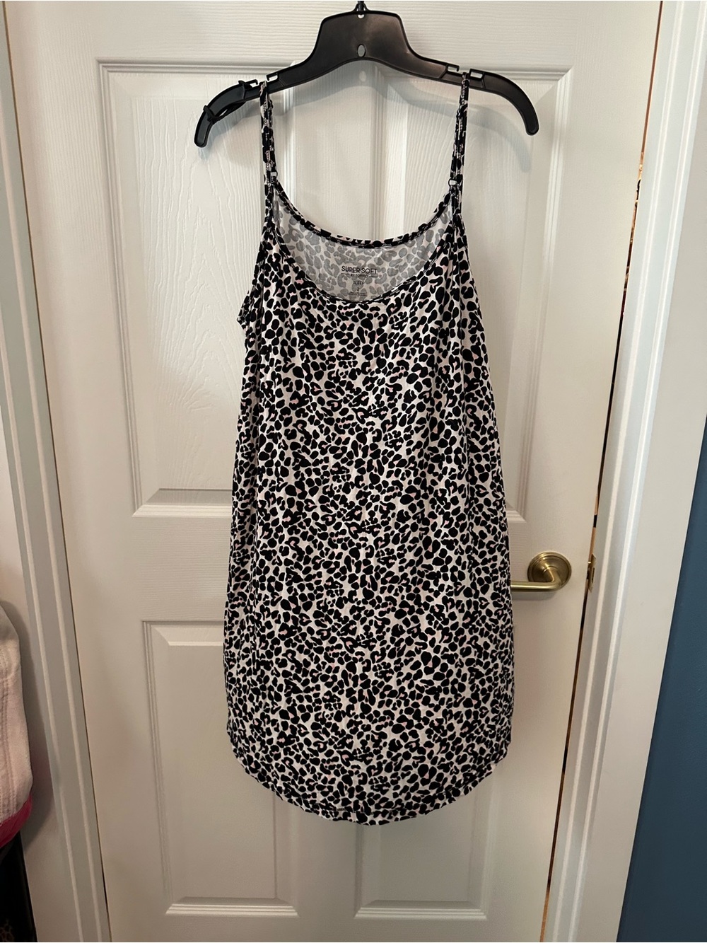 torrid Black, Gray & Pink Leopard Print Sleep Top